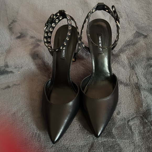 Nine West Timia in Black - Picture 3 of 4